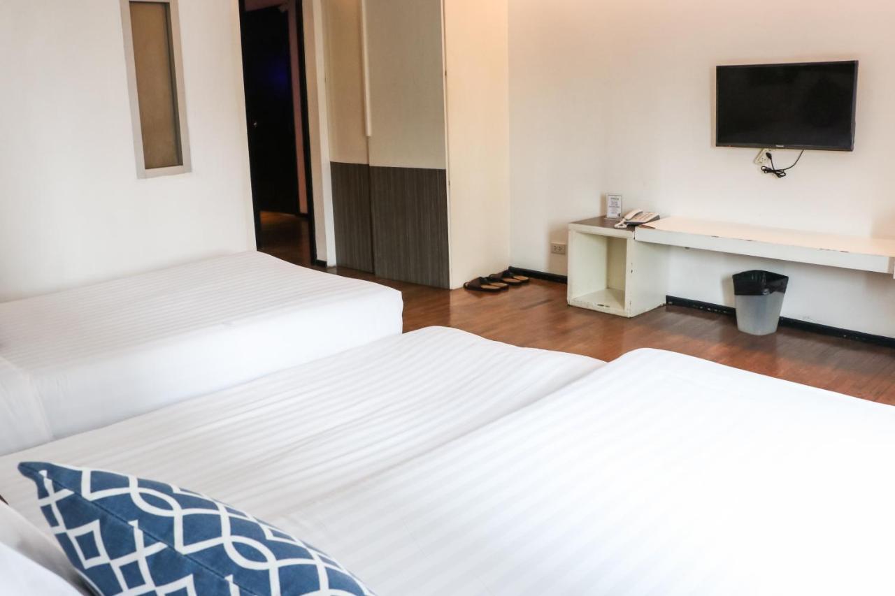 Hotel The Mini R Ratchada Bangkok Esterno foto