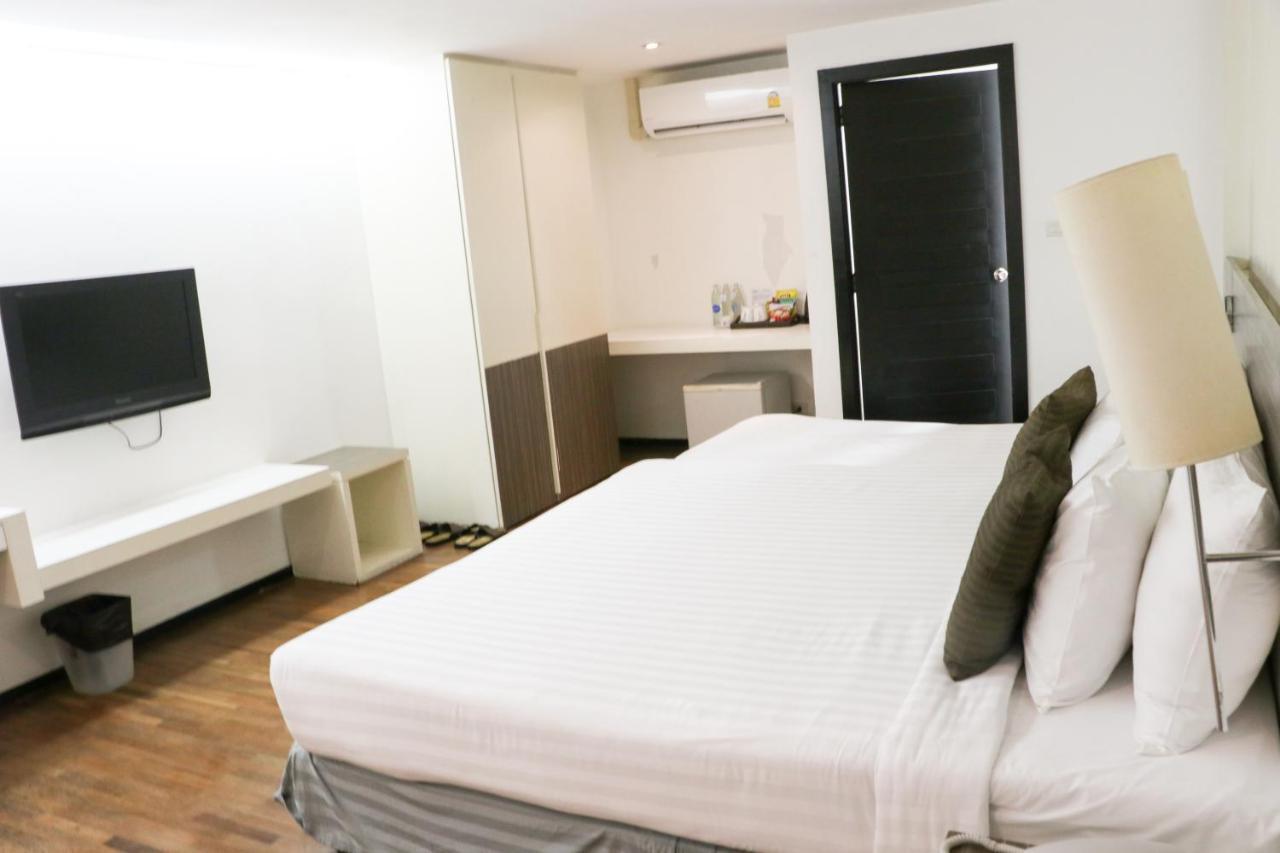 Hotel The Mini R Ratchada Bangkok Esterno foto
